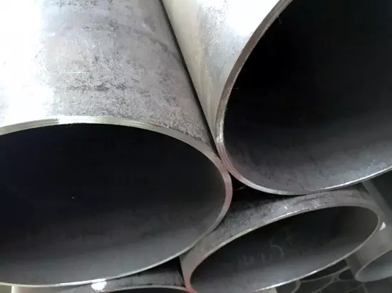 melegen hengerelt acélcső